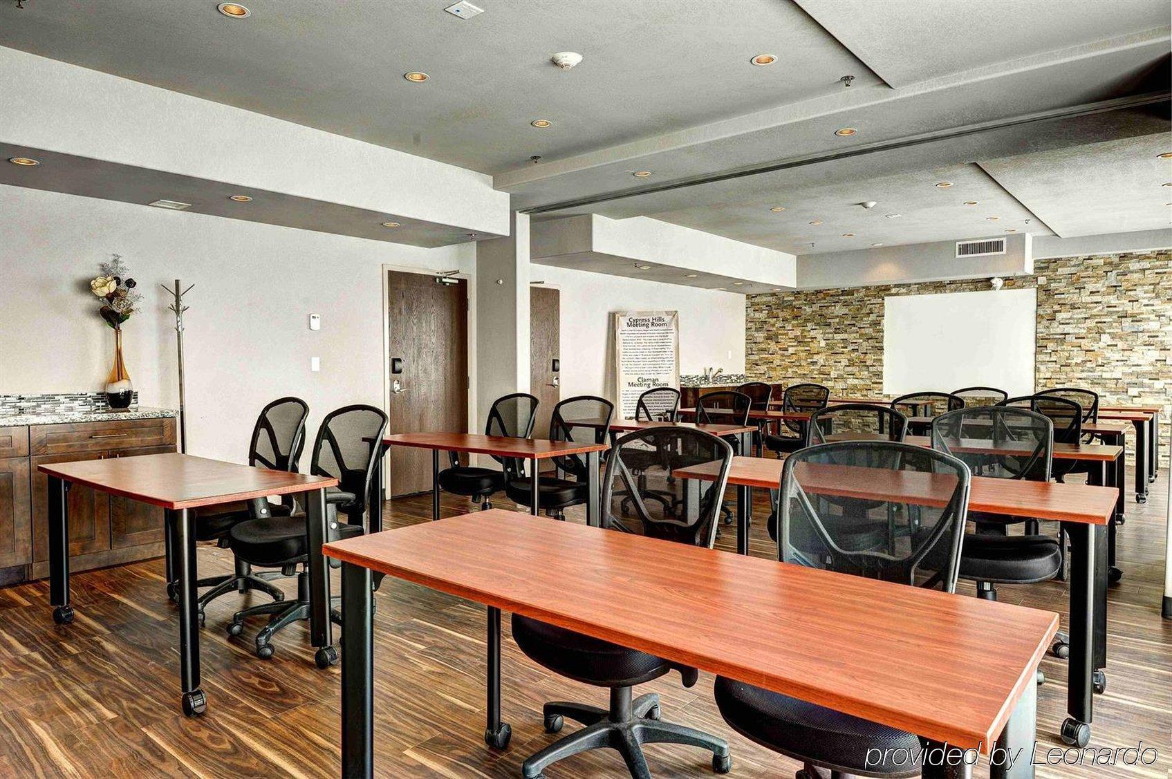 Home Inn & Suites Yorkton Esterno foto