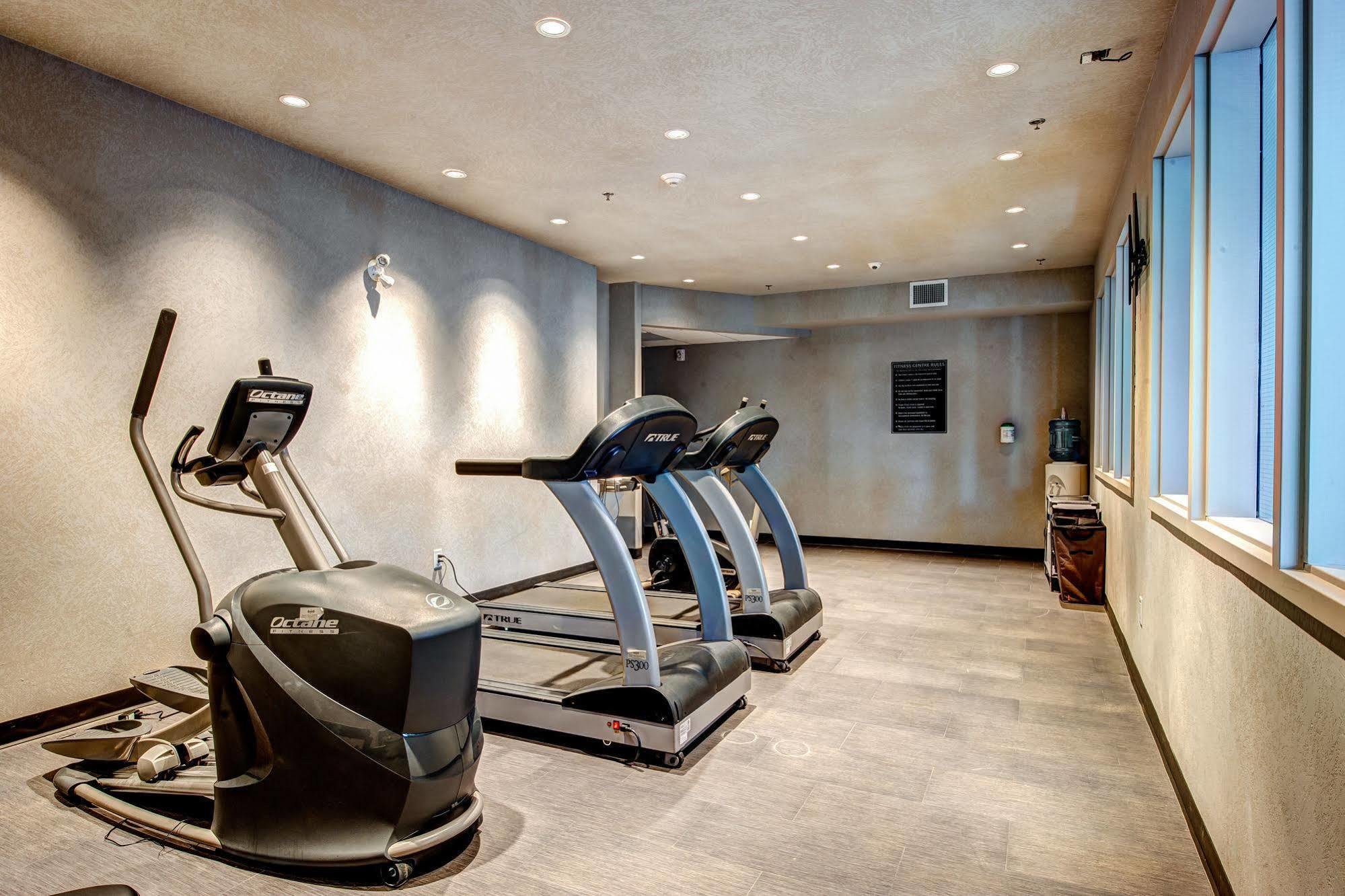 Home Inn & Suites Yorkton Esterno foto